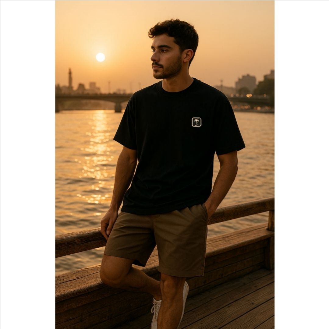 Simple oversized tee
