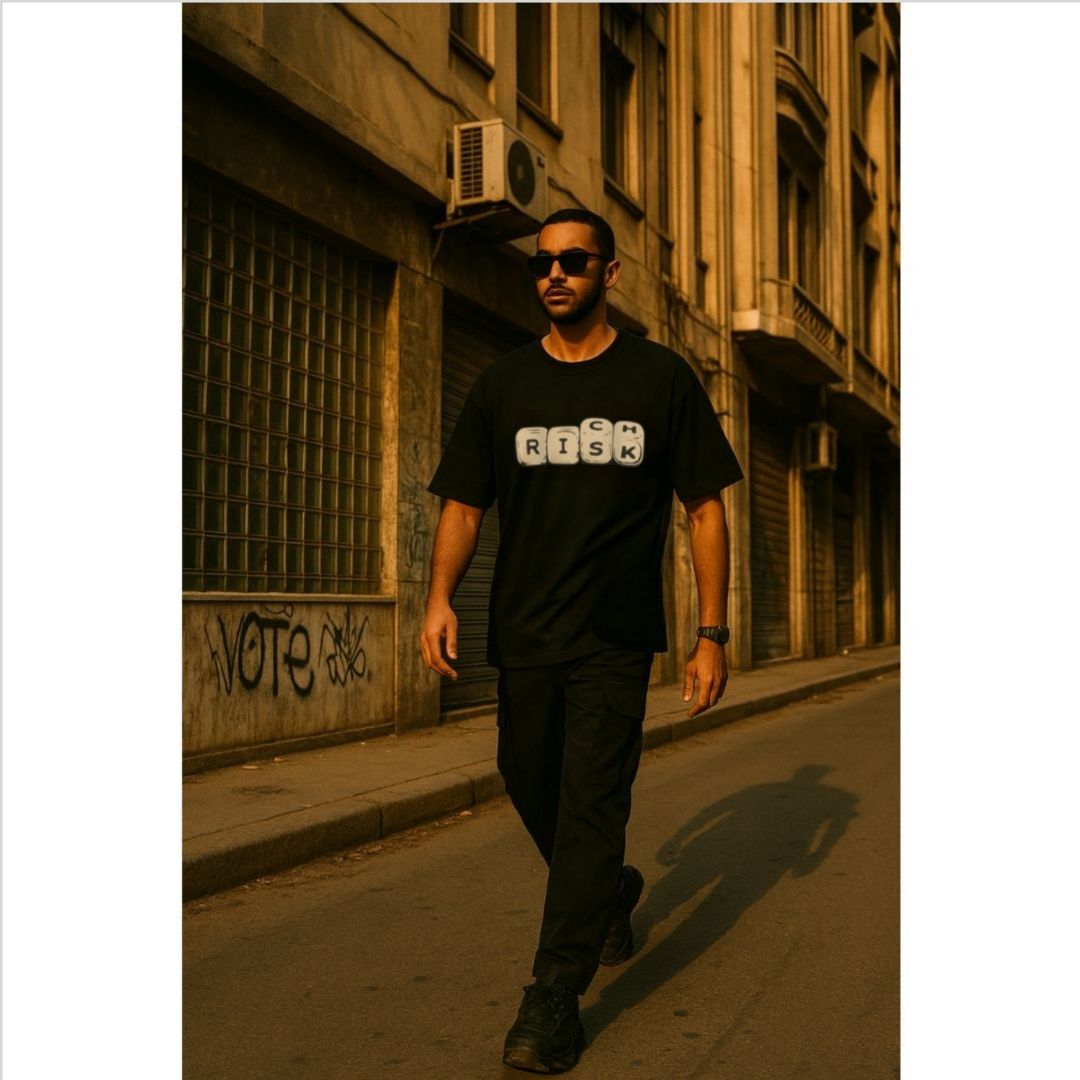 Risk oversized tee