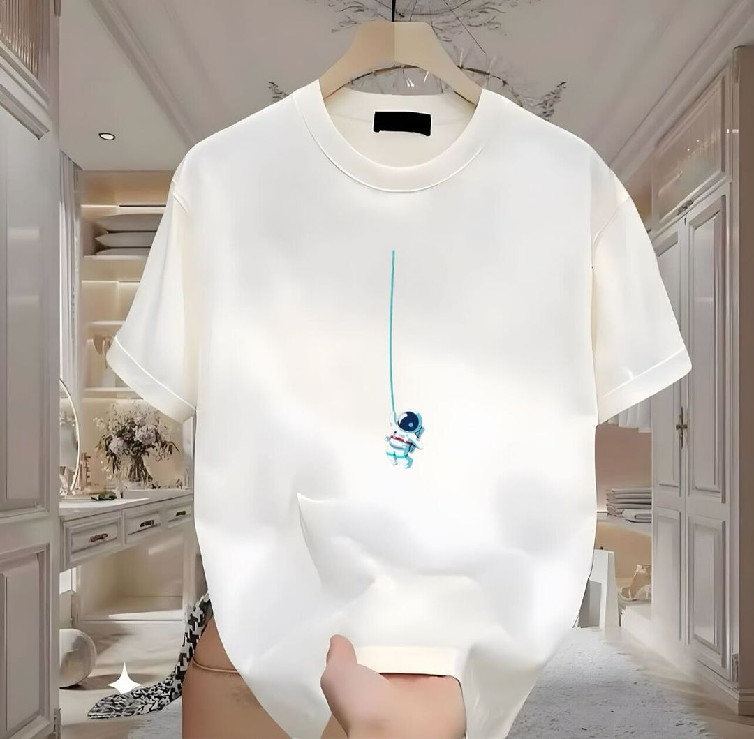 astronaut oversized tee