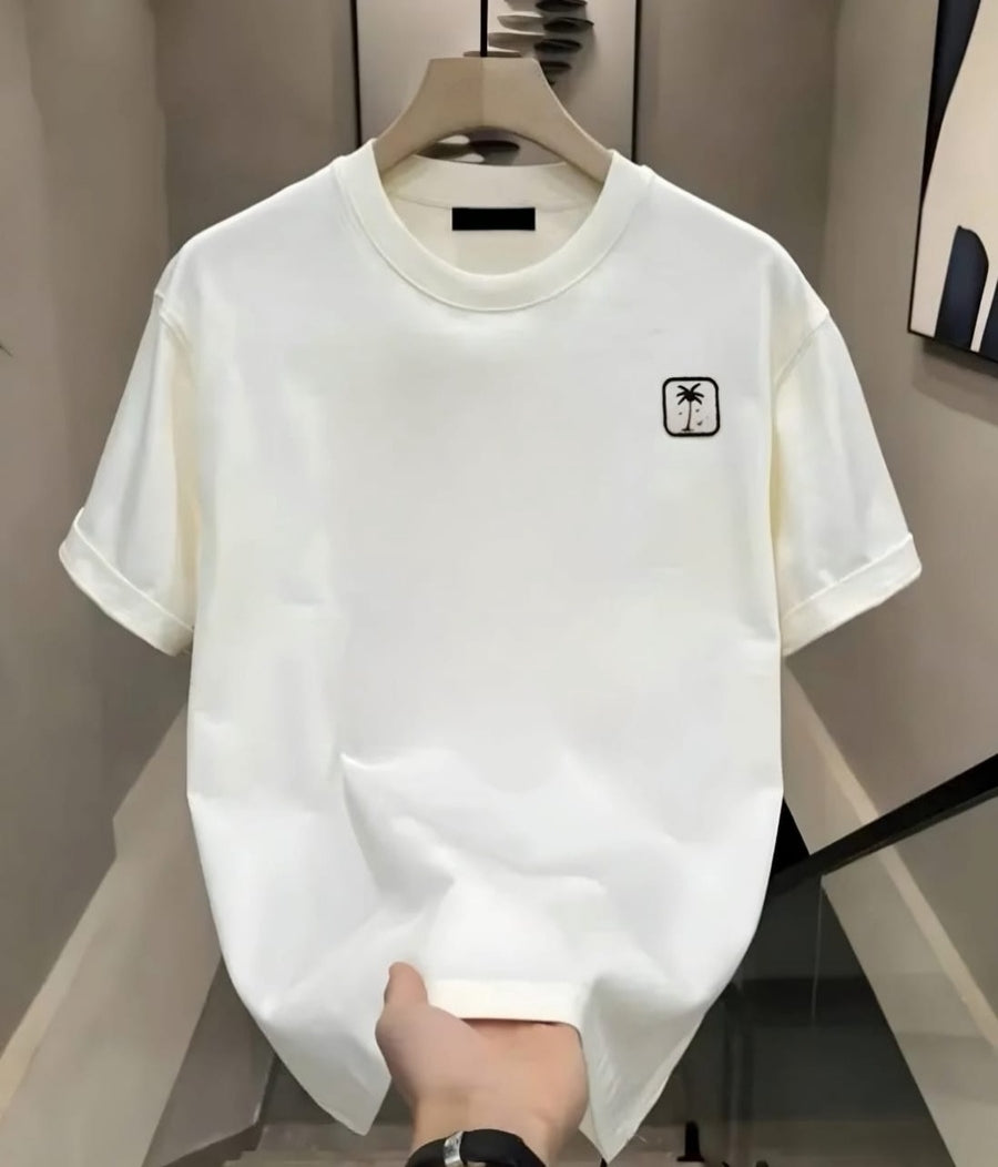 Simple oversized tee