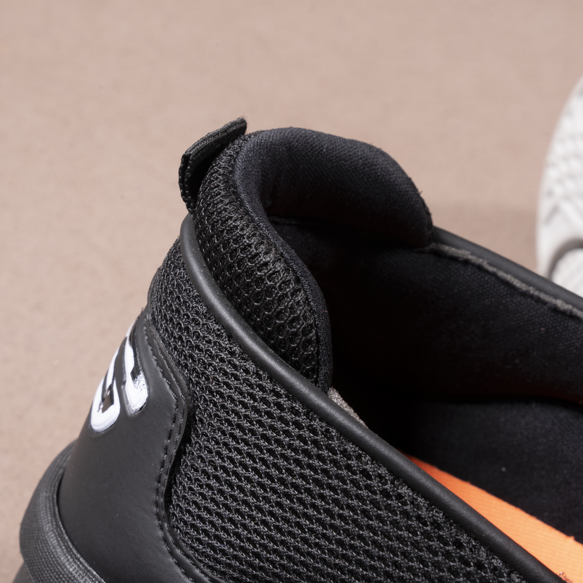 Phantom Flex Slip-on