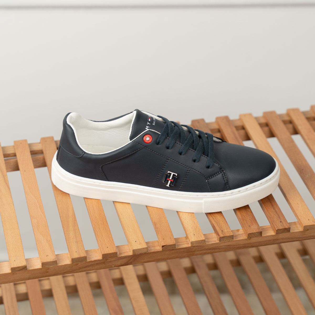 SwiftMove Sneakers